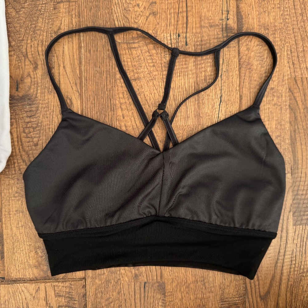 ALO Lavish Sports Bra Black Strappy Mesh Glossy Women's Size S N